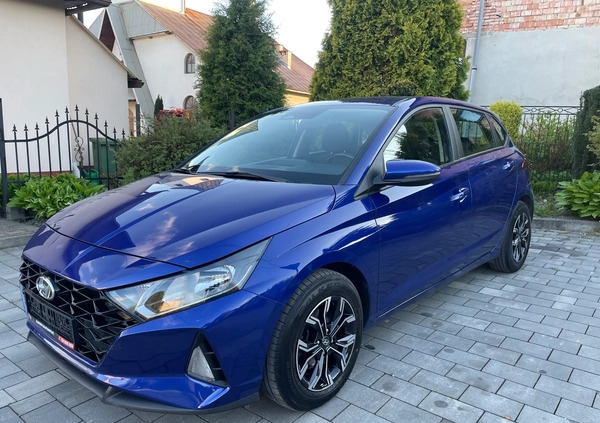 Hyundai i20 cena 54900 przebieg: 61080, rok produkcji 2020 z Trzebiatów małe 211